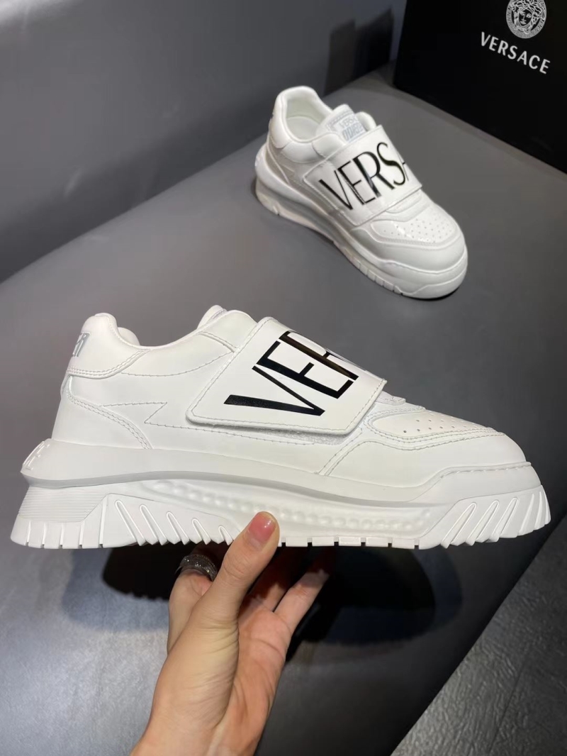 Givenchy Sneakers